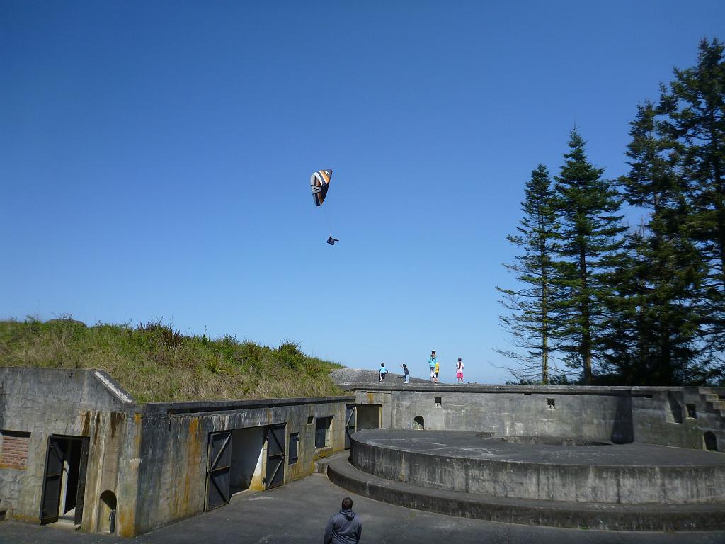 p1000195